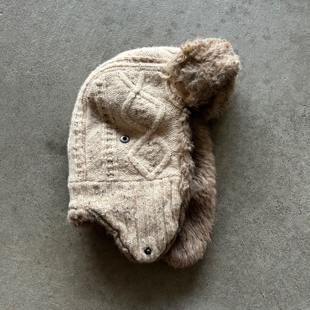 American Eagle Trapper Hat Cap Beanie Womens One Size Cream Faux Fur Cable Knit